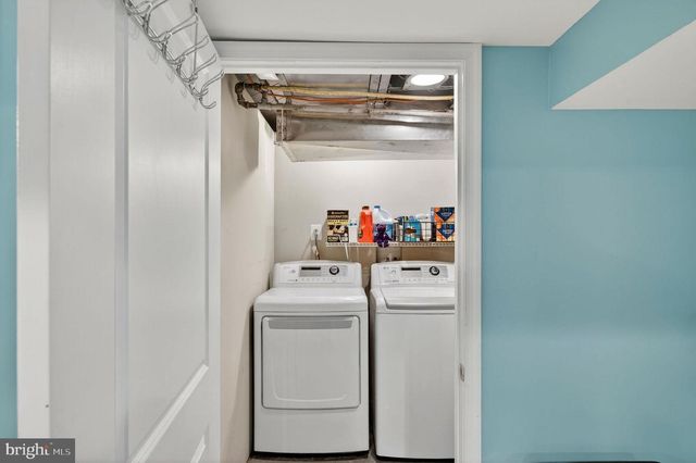 3033 PARKTOWNE RD, Baltimore, MD 21234