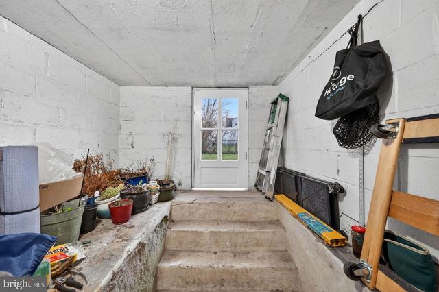 3033 PARKTOWNE RD, Baltimore, MD 21234