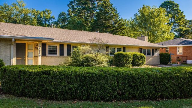 7210 W Markham Street, Little Rock, AR 72205