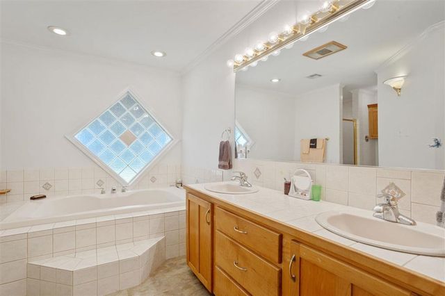 610 E Cal Cam Line Road, Lake Charles, LA 70607