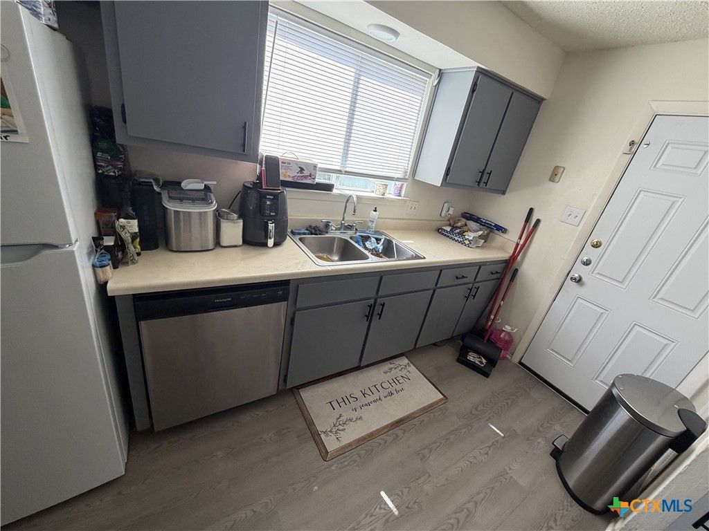 Image 6 of property listing at 2407 Skylark Circle, Killeen, TX 76549