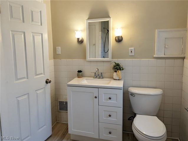 3476 Meadowbrook Boulevard, Cleveland Heights, OH 44118