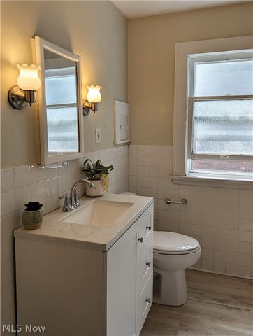 3476 Meadowbrook Boulevard, Cleveland Heights, OH 44118