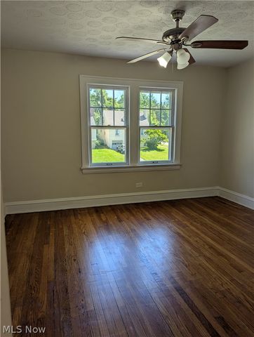 3476 Meadowbrook Boulevard, Cleveland Heights, OH 44118