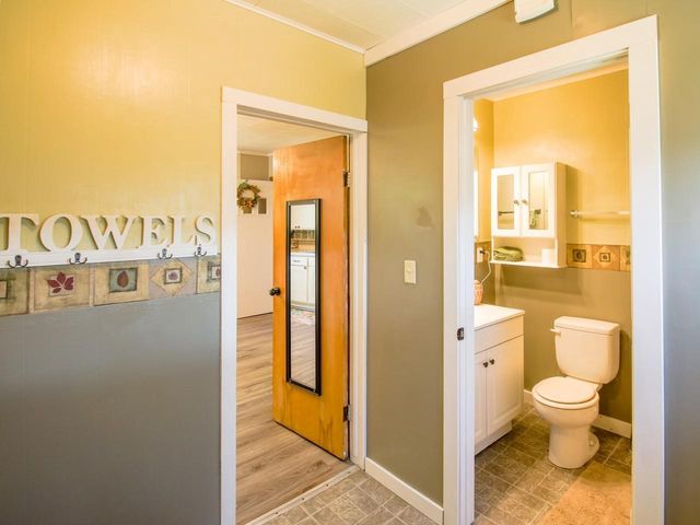 712 W 9TH AVENUE, Oshkosh, WI 54902