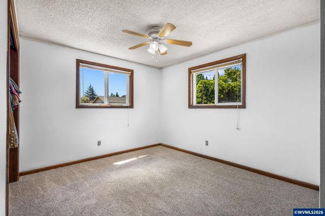 3965 48th Av NE, Salem, OR 97305