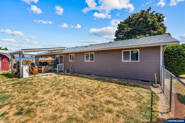 3965 48th Av NE, Salem, OR 97305