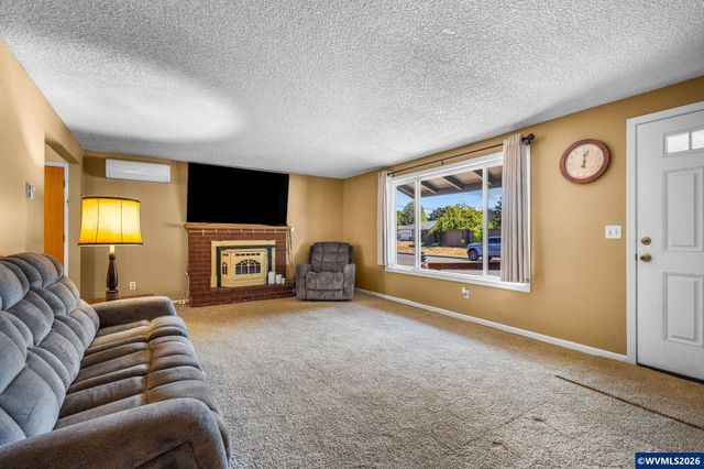 3965 48th Av NE, Salem, OR 97305