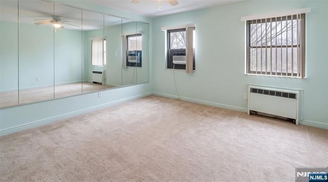 420 Park Place 5C, Fort Lee, NJ 07024