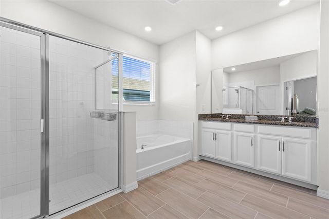 484 BARONESS WAY, Deland, FL 32724