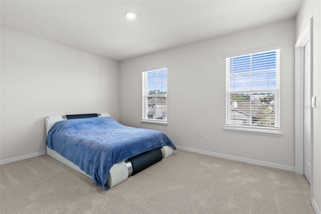 484 BARONESS WAY, Deland, FL 32724