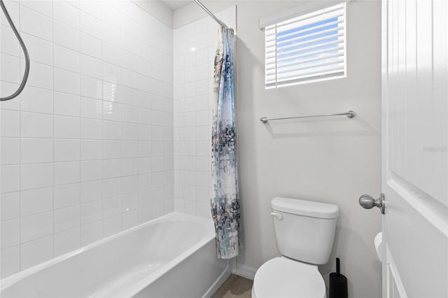 484 BARONESS WAY, Deland, FL 32724