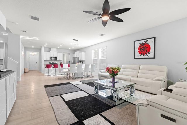 484 BARONESS WAY, Deland, FL 32724