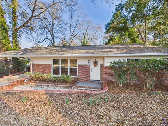 581 Rogers Drive, Macon, GA 31204