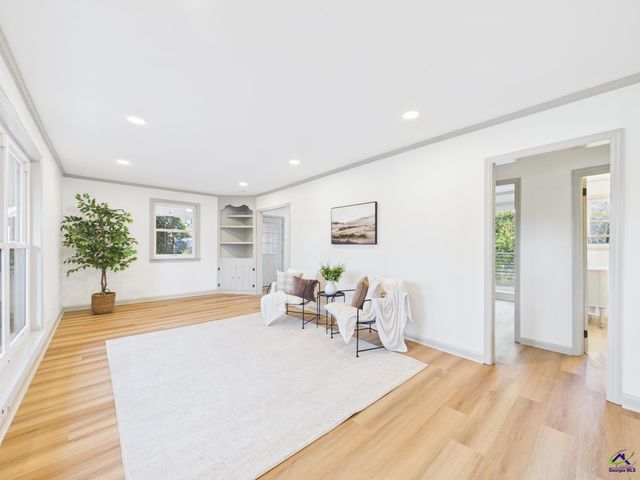 581 Rogers Drive, Macon, GA 31204