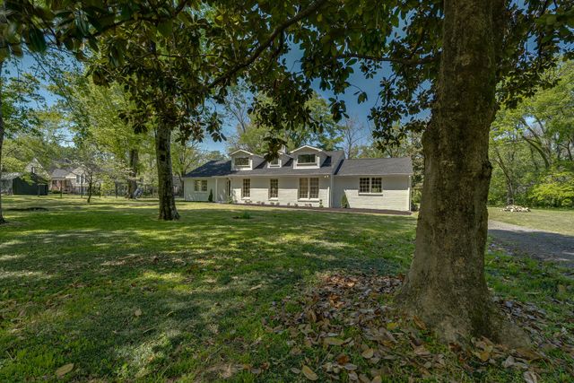 4025 Lealand Ln, Nashville, TN 37204