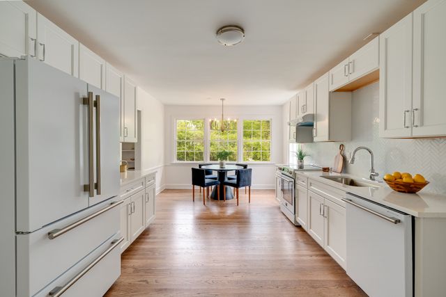 4025 Lealand Ln, Nashville, TN 37204