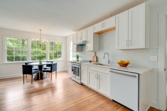 4025 Lealand Ln, Nashville, TN 37204