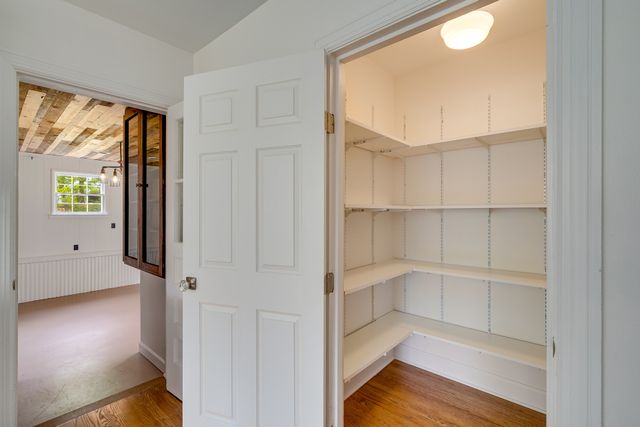 4025 Lealand Ln, Nashville, TN 37204