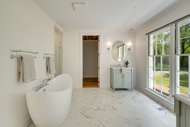 4025 Lealand Ln, Nashville, TN 37204