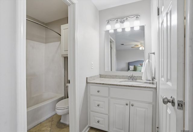 9715 Siegen Ln, Baton Rouge, LA 70810