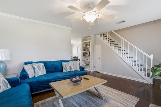 9715 Siegen Ln, Baton Rouge, LA 70810