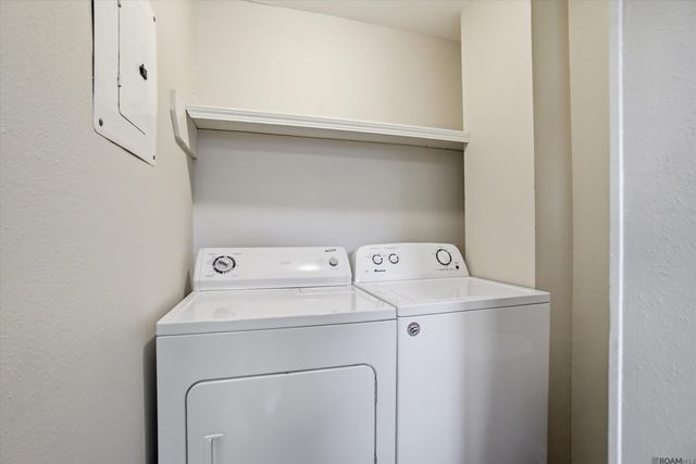 9715 Siegen Ln, Baton Rouge, LA 70810