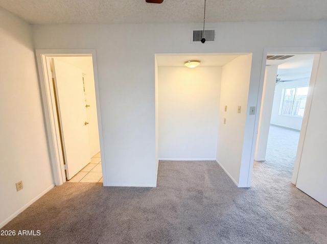 5528 W GREENBRIAR Drive, Glendale, AZ 85308