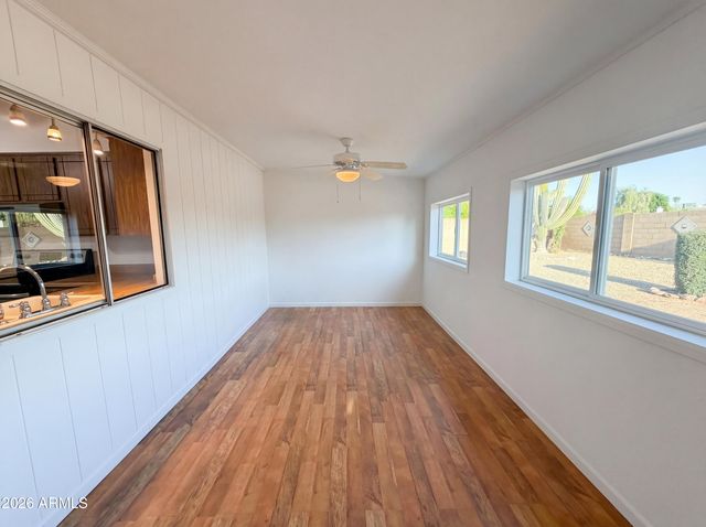 5528 W GREENBRIAR Drive, Glendale, AZ 85308