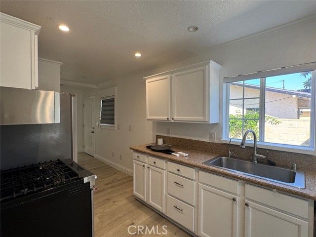 619 S Olive, Anaheim, CA 92805