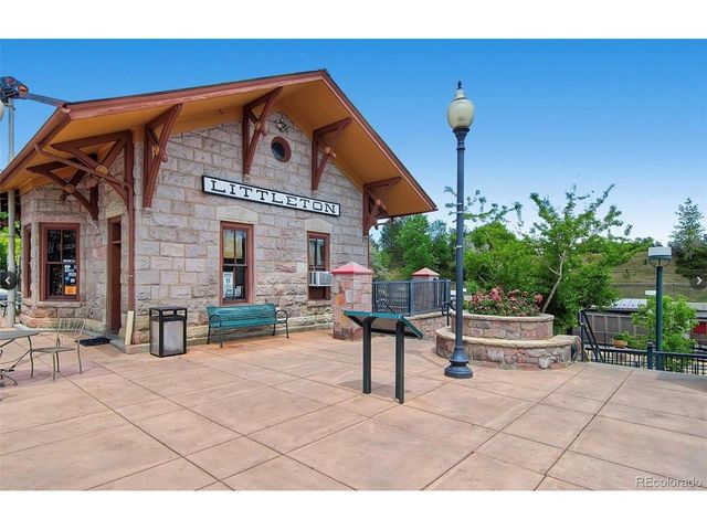 694 W Shepperd Ave, Littleton, CO 80120
