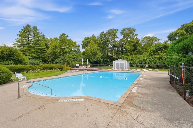 1575 Gelhot Drive, Fairfield, OH 45014