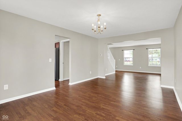 19304 Searay Drive, Noblesville, IN 46060