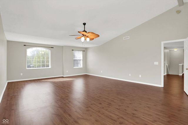 19304 Searay Drive, Noblesville, IN 46060