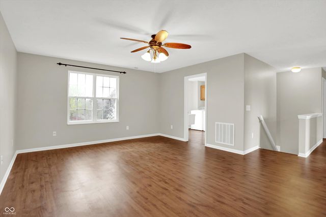 19304 Searay Drive, Noblesville, IN 46060