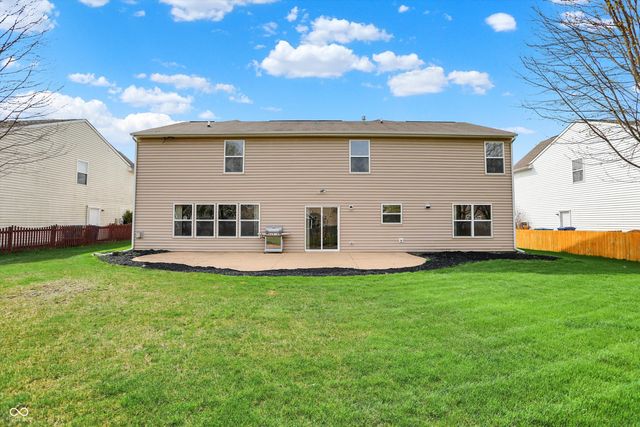 19304 Searay Drive, Noblesville, IN 46060