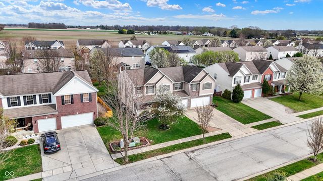 19304 Searay Drive, Noblesville, IN 46060