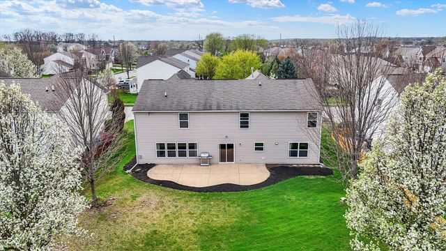 19304 Searay Drive, Noblesville, IN 46060