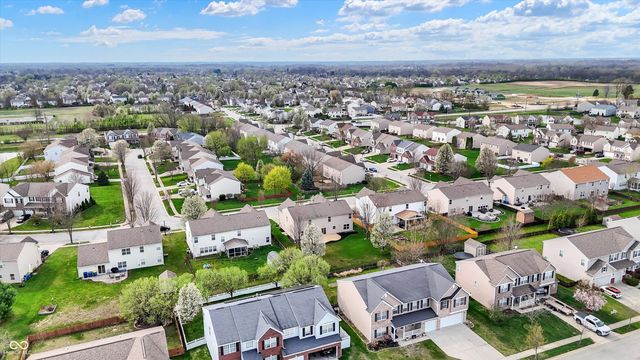 19304 Searay Drive, Noblesville, IN 46060