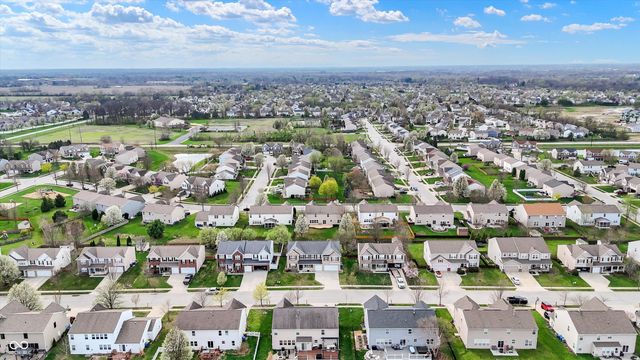 19304 Searay Drive, Noblesville, IN 46060