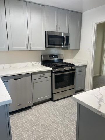 1832 Anamor Street, Redwood City, CA 94061