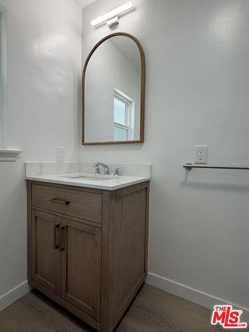 11500 Riverside Drive 4, North Hollywood (los Angeles), CA 91602