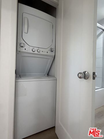 11500 Riverside Drive 4, North Hollywood (los Angeles), CA 91602