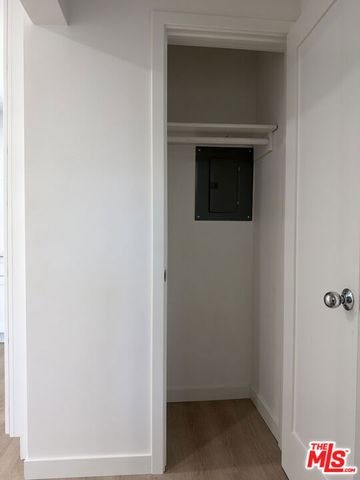 11500 Riverside Drive 4, North Hollywood (los Angeles), CA 91602