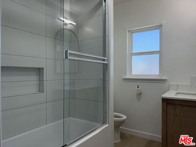 11500 Riverside Drive 4, North Hollywood (los Angeles), CA 91602