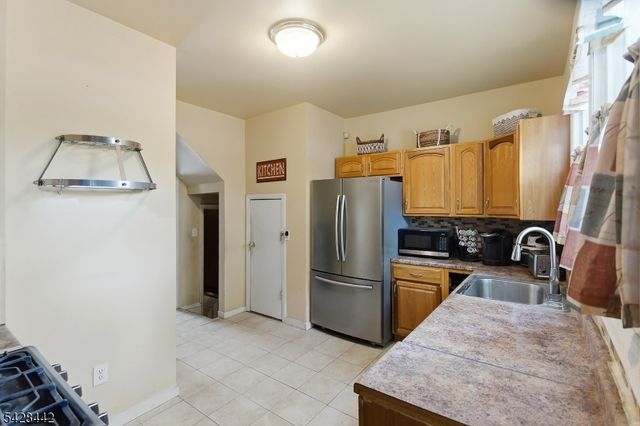 18 Webster Pl, East Orange City, NJ 07018