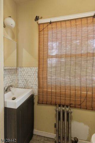 18 Webster Pl, East Orange City, NJ 07018