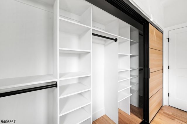 108 Harrington Rd, Clifton City, NJ 07012