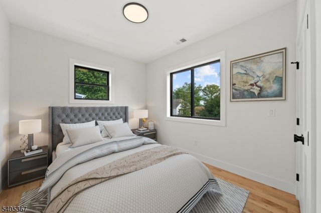 108 Harrington Rd, Clifton City, NJ 07012