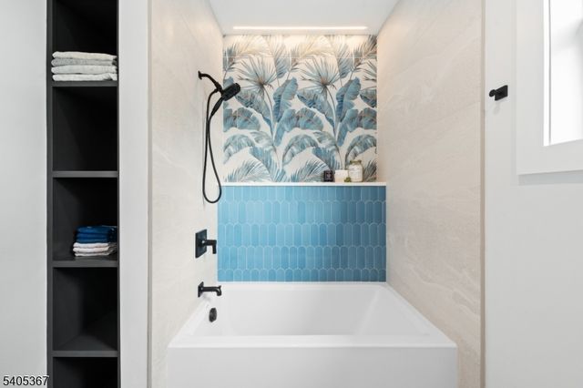 108 Harrington Rd, Clifton City, NJ 07012